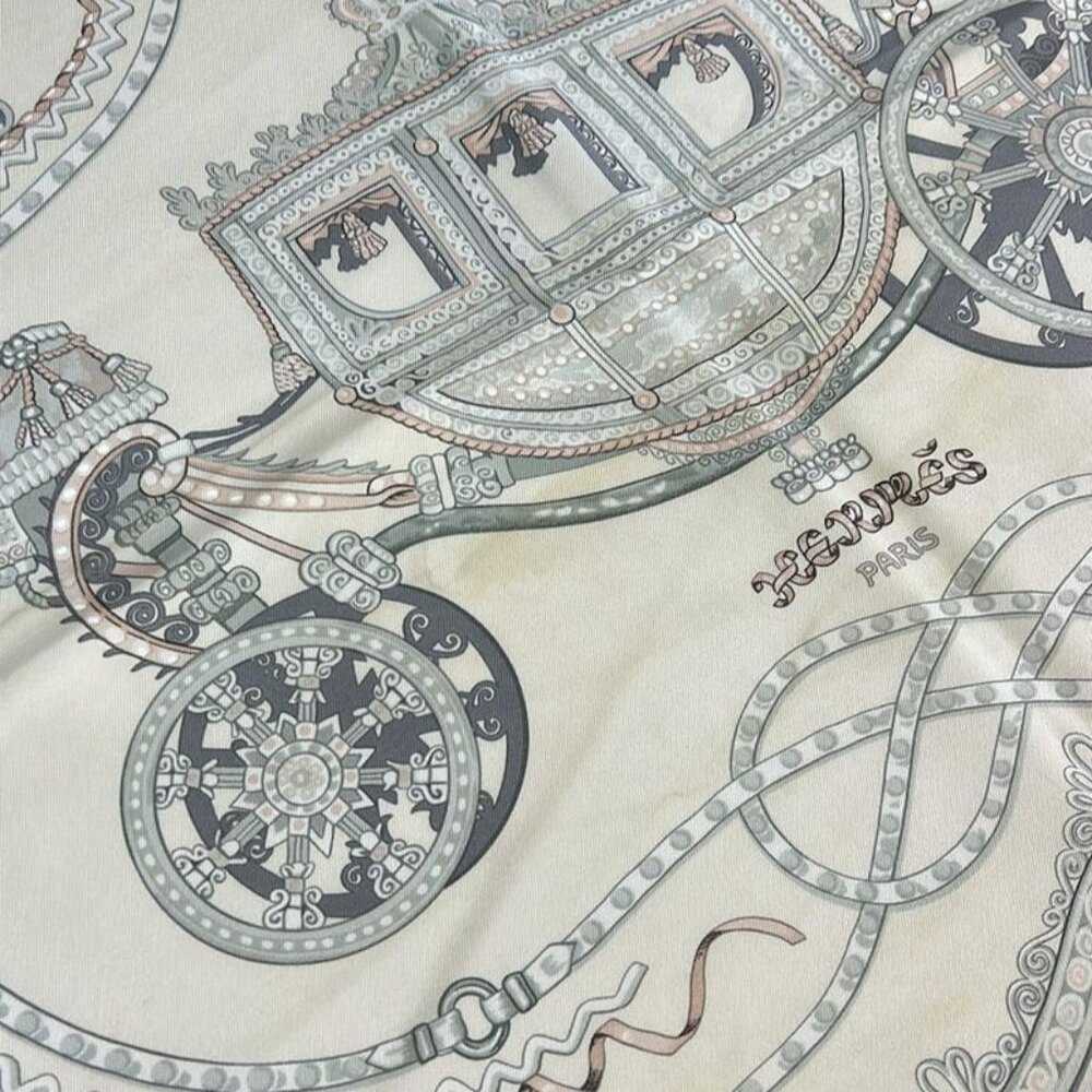 Hermes Scarf Carre 90 White Dark Green Multi - Picture 5 of 6